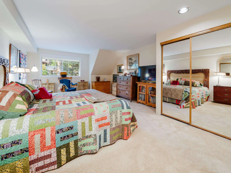 3945 Creekside Place, Burnaby, BC, V5G 4R3 - 32