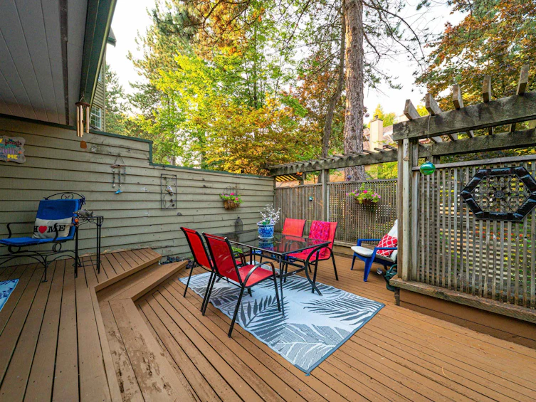 3945 Creekside Place, Burnaby, BC, V5G 4R3 - 12