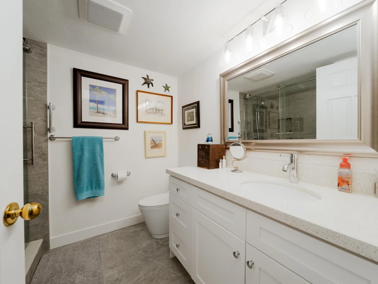 3945 Creekside Place, Burnaby, BC, V5G 4R3 - 33
