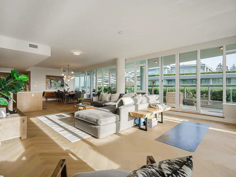601-888 Arthur Erickson Place, West Vancouver, BC, V7T 0B1