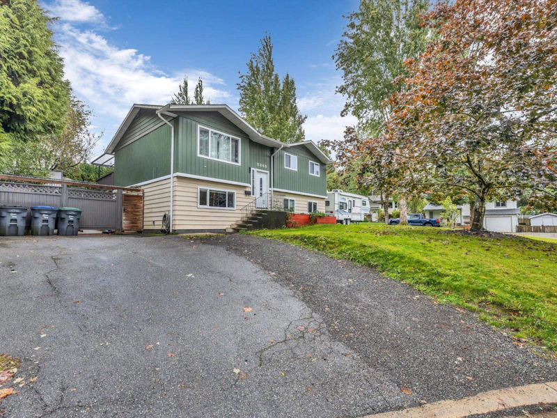 6346 183rd Street, Surrey BC V3S 8A8