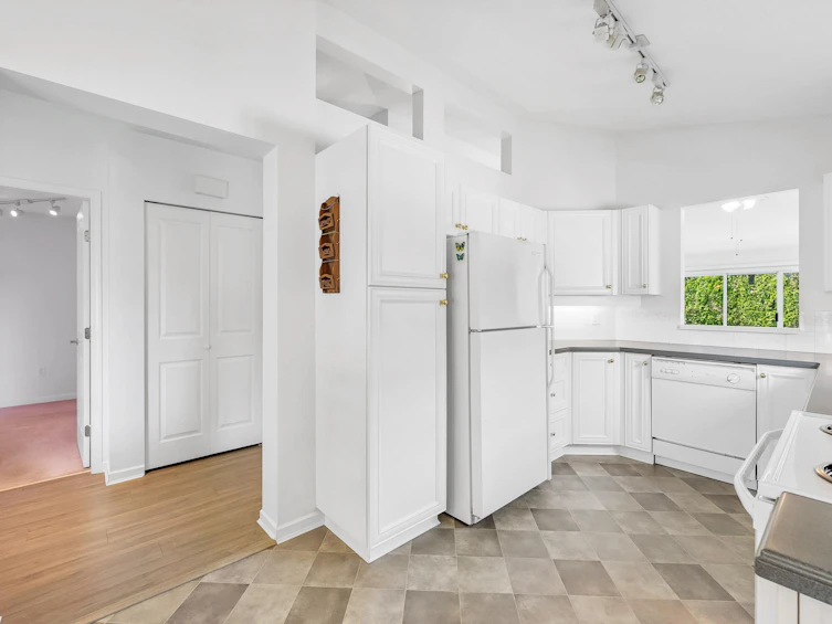 20-16888 80 Avenue, Surrey, BC, V4N 5A1 - 11
