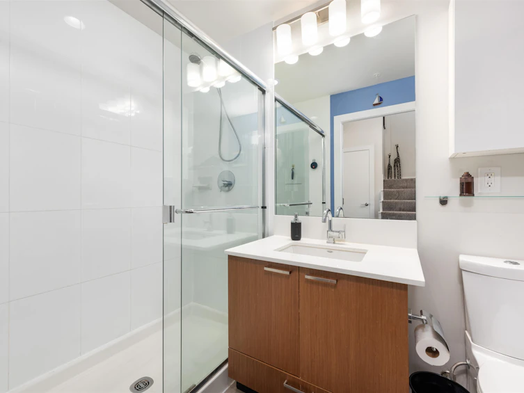 903-221 Union Street, Vancouver, BC, V6A 0B4 - 3