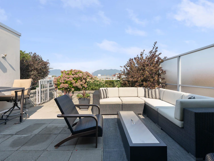 903-221 Union Street, Vancouver, BC, V6A 0B4 - 27