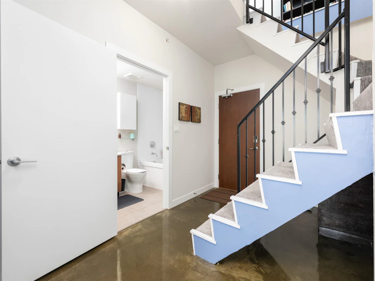 903-221 Union Street, Vancouver, BC, V6A 0B4 - 2