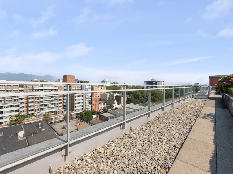 903-221 Union Street, Vancouver, BC, V6A 0B4 - 30