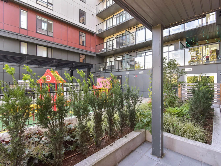 E113-13858 108 Avenue, Surrey, BC, V3T 0T9 - 11