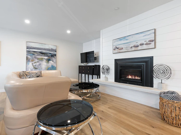 395 Alder Street, Cultus Lake, BC, V2R 4Z1 - 3