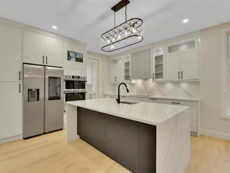 20265 98 Avenue, Langley, BC, V1M 3E4
