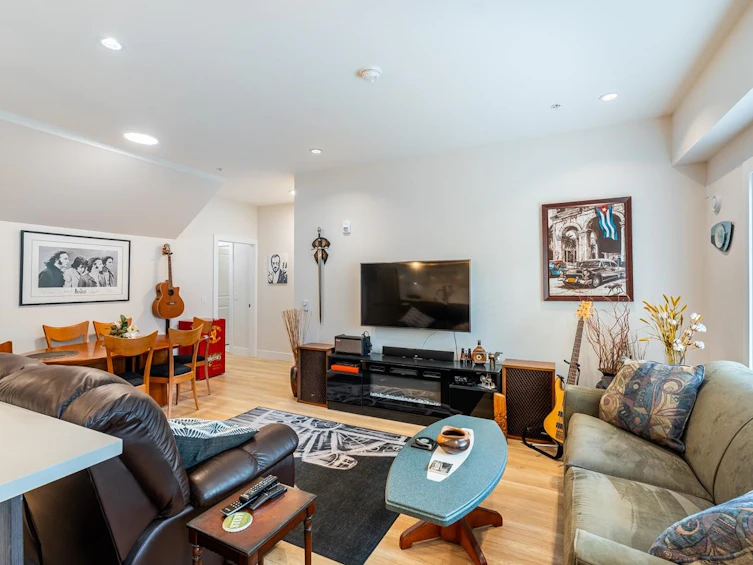 2306 Spring Street, Port Moody, BC, V3H 0M6 - 9
