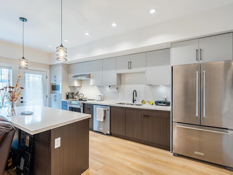 2306 Spring Street, Port Moody, BC, V3H 0M6 - 4