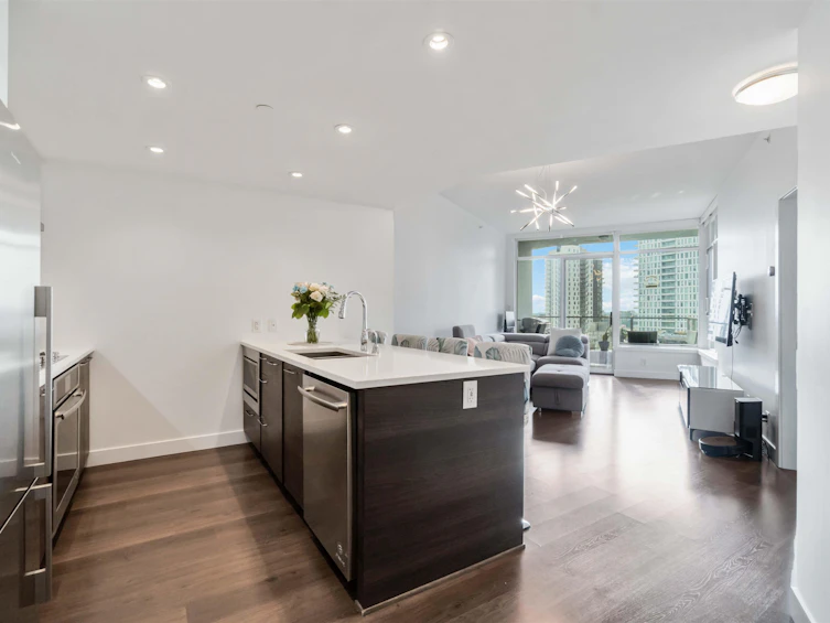 1006-3557 Sawmill Crescent, Vancouver, BC, V5S 0E2 - 5