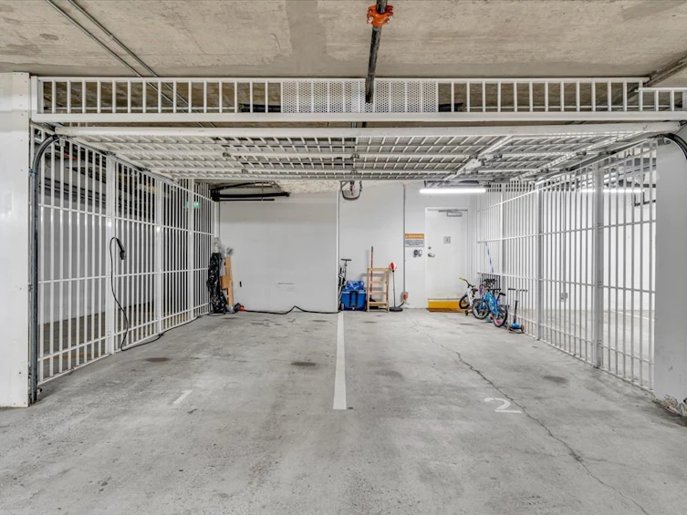2-1133 Ridgewood Avenue, North Vancouver, BC, V7R 0A4 - 31
