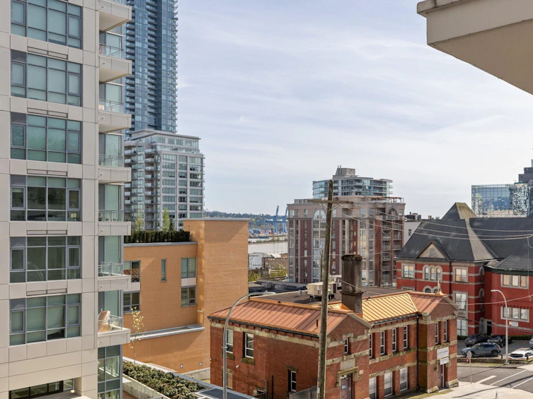202-610 Victoria Street, New Westminster, BC, V3M 0A5 - 33