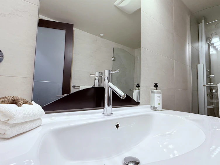 2201-909 Burrard Street, Vancouver, BC, V6Z 2N2 - 27