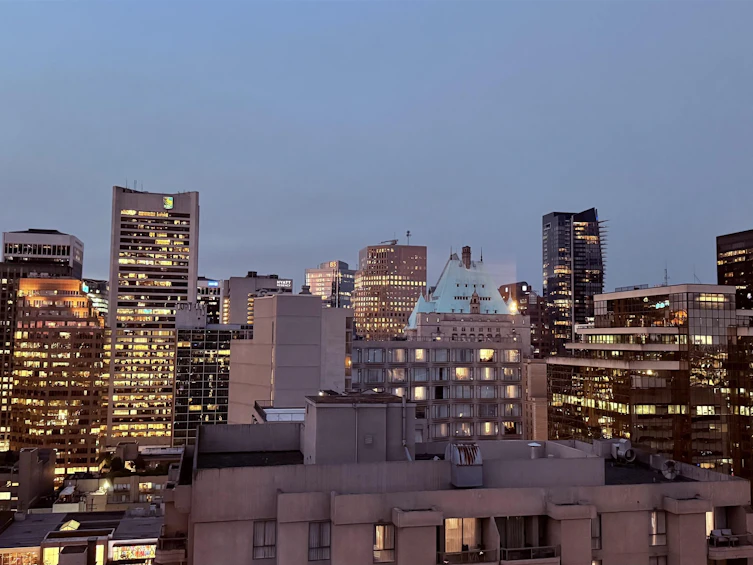 2201-909 Burrard Street, Vancouver, BC, V6Z 2N2 - 35