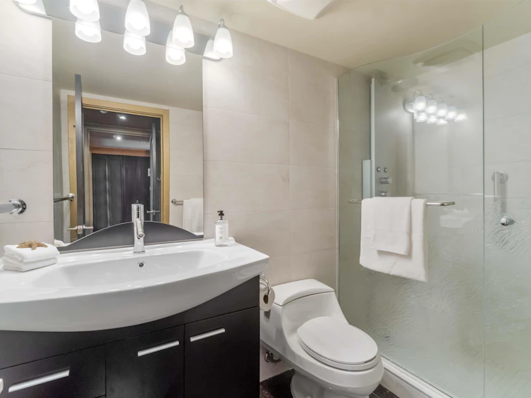2201-909 Burrard Street, Vancouver, BC, V6Z 2N2 - 26