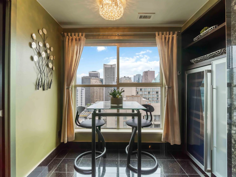 2201-909 Burrard Street, Vancouver, BC, V6Z 2N2 - 14