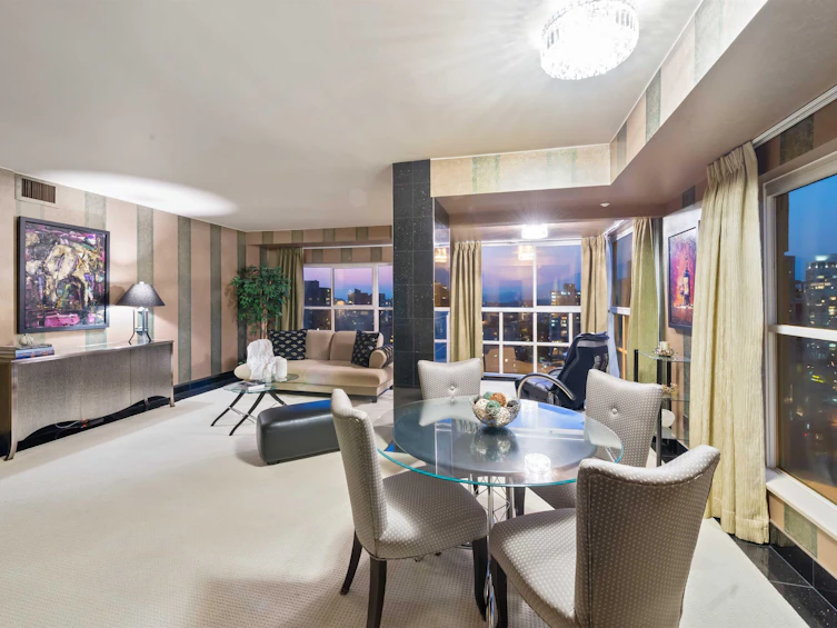 2201-909 Burrard Street, Vancouver, BC, V6Z 2N2 - 6