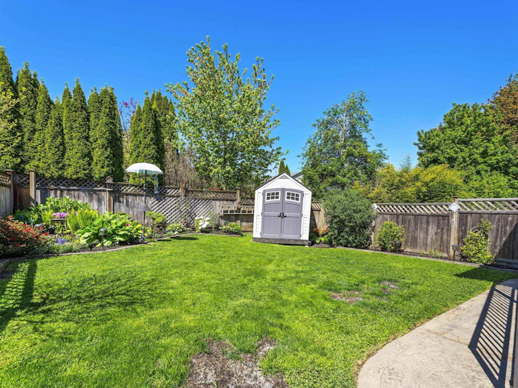 9603 St. David Street, Chilliwack, BC, V2P 5B5 - 36