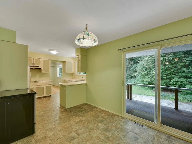 13428 Crescent Road, Surrey, BC, V4P 1K8 - 14