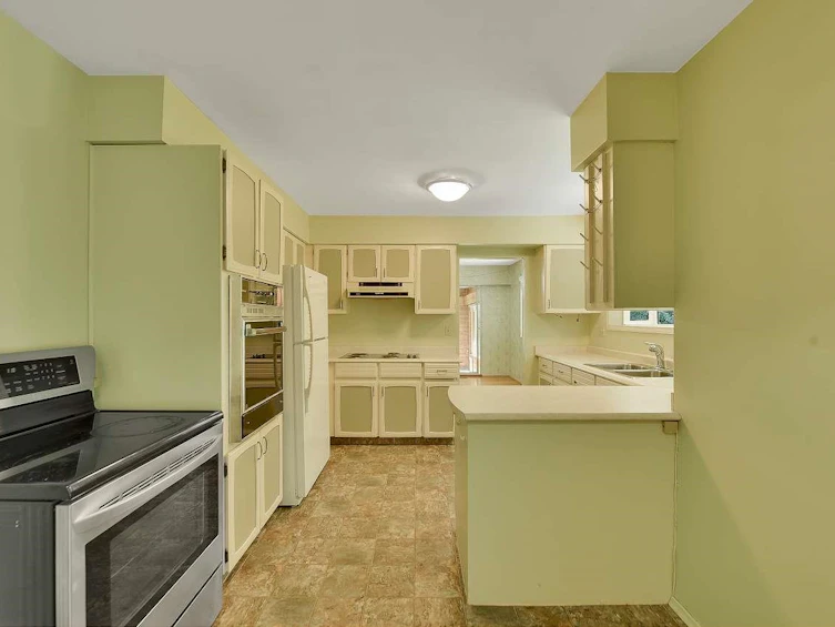13428 Crescent Road, Surrey, BC, V4P 1K8 - 12