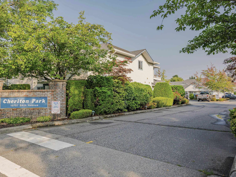 35-19797 64 Avenue, Langley, BC, V2Y 1G9 - 2