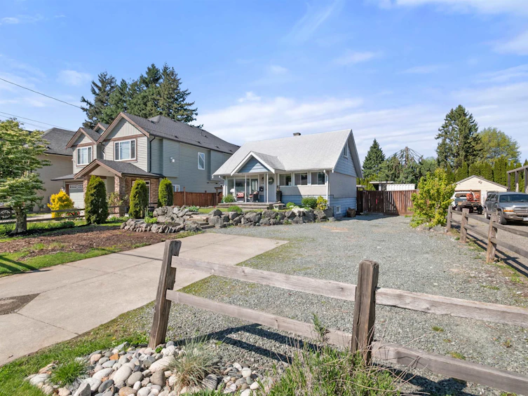 45325 Crescent Drive, Chilliwack, BC, V2P 1G5 - 4