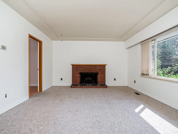 1302 Lennox Street, North Vancouver, BC, V7H 1X3 - 12