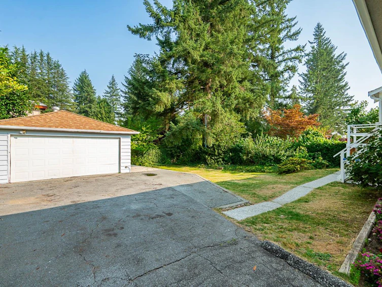 1302 Lennox Street, North Vancouver, BC, V7H 1X3 - 9