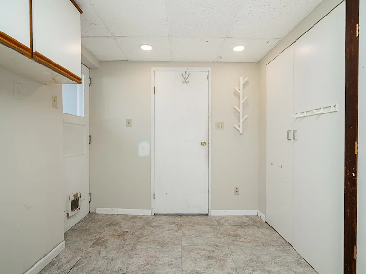 1302 Lennox Street, North Vancouver, BC, V7H 1X3 - 34