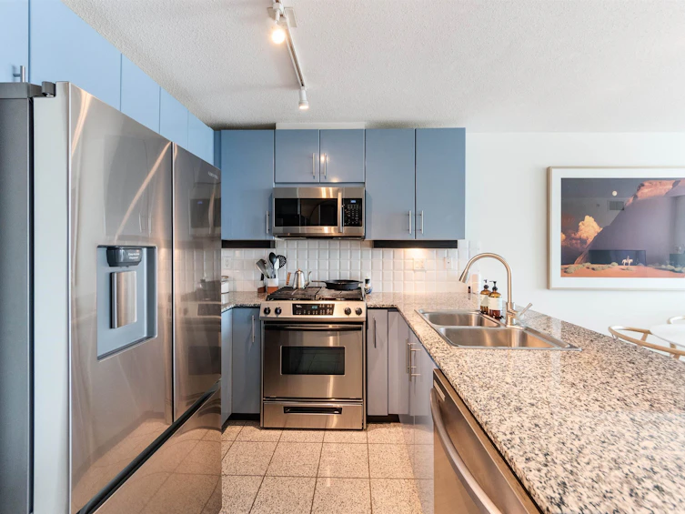 1002-188 E Esplanade Esplanade, North Vancouver, BC, V7L 4Y1 - 9