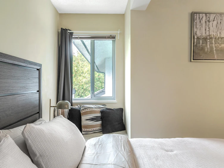 301-809 W 16th Street, North Vancouver, BC, V7P 1R2 - 11