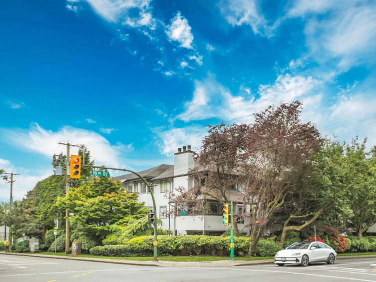301-809 W 16th Street, North Vancouver, BC, V7P 1R2 - 20