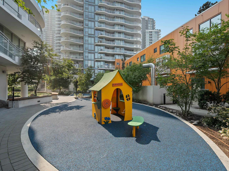 2106-13318 104 Avenue, Surrey, BC, V3T 0R2 - 31