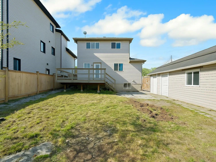 12768 114a Avenue, Surrey, BC, V3V 3P4 - 22