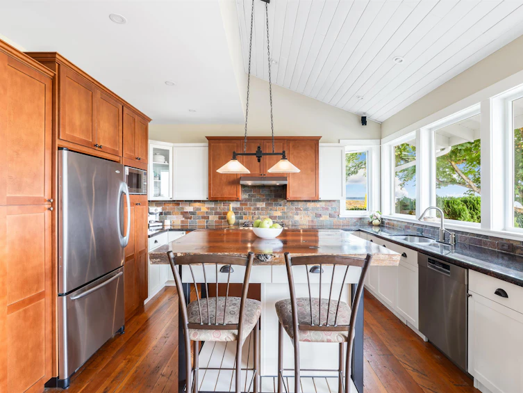 1284 Beach Grove Road, Delta, BC, V4L 1N6 - 11