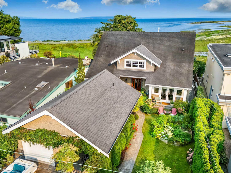 1284 Beach Grove Road, Delta, BC, V4L 1N6