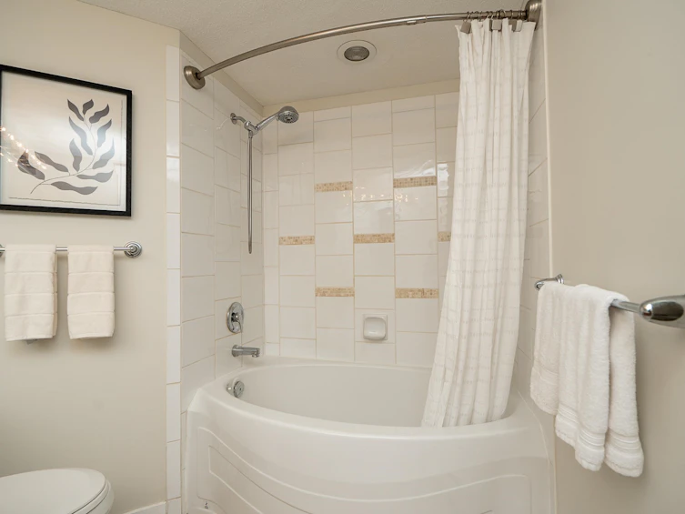202-2966 Silver Springs Boulevard, Coquitlam, BC, V3E 3S1 - 21