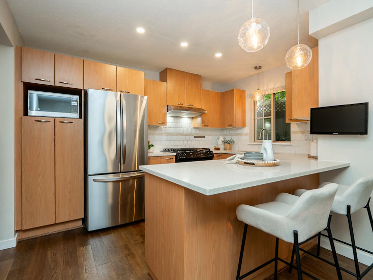 202-2966 Silver Springs Boulevard, Coquitlam, BC, V3E 3S1 - 11