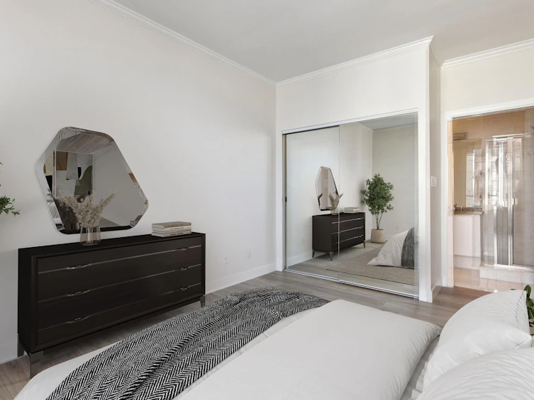 2204-1500 Hornby Street, Vancouver, BC, V6Z 2R1 - 8