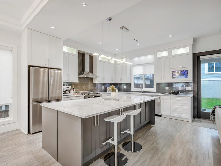 3747 Frances Street, Burnaby, BC, V5C 2N9 - 6