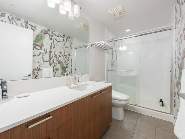 415-221 Union Street, Vancouver, BC, V6A 0B4 - 3
