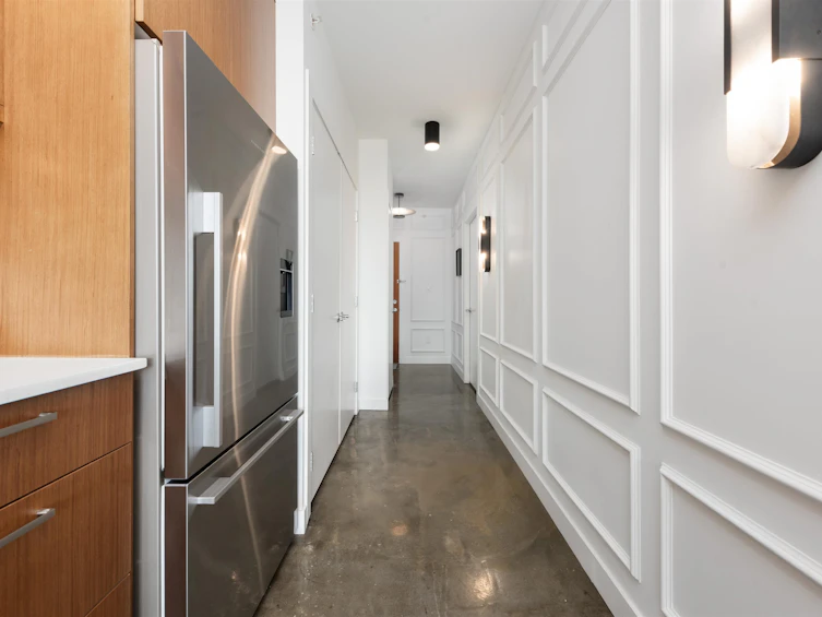 415-221 Union Street, Vancouver, BC, V6A 0B4 - 2