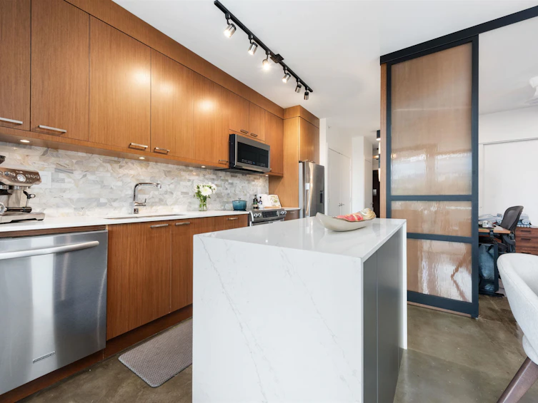 415-221 Union Street, Vancouver, BC, V6A 0B4 - 5