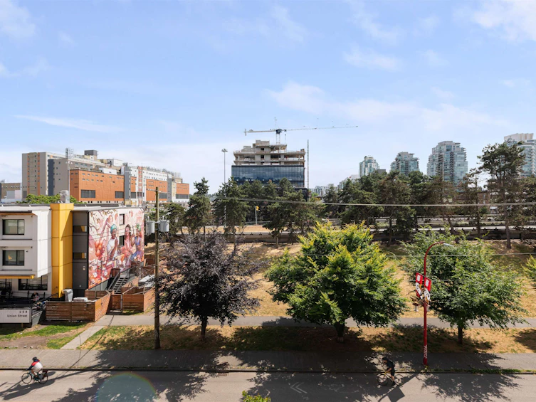 415-221 Union Street, Vancouver, BC, V6A 0B4 - 16