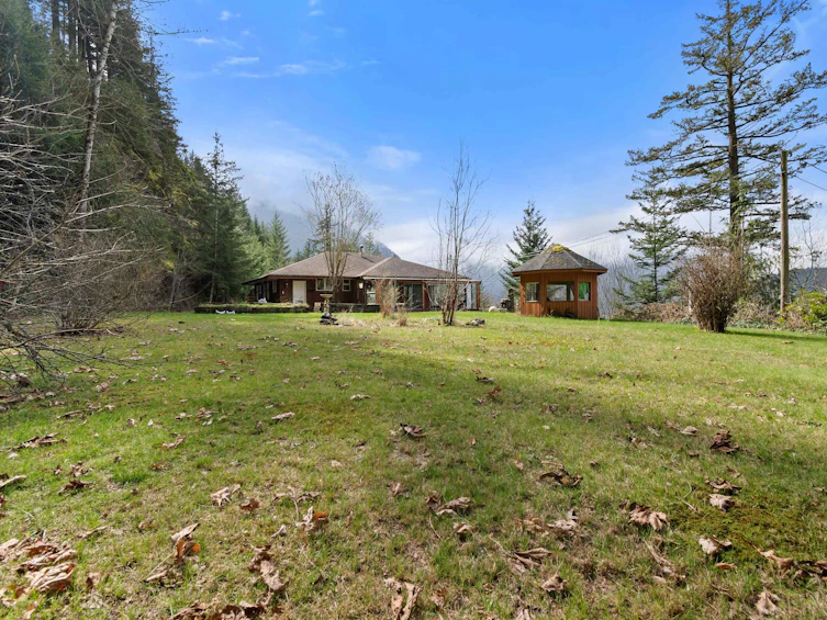 21703 Thacker Mtn Road, Hope, BC, V0X 1L1 - 33