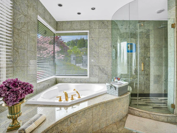 1409 Chartwell Drive, West Vancouver, BC, V7S 2R7 - 4