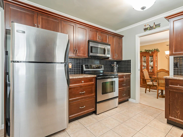 4880 200 Street, Langley, BC, V3A 1L5 - 10