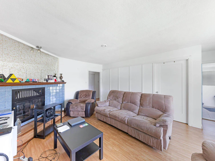 6777 Kerr Street, Vancouver, BC, V5S 3C7 - 5